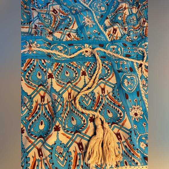 Plenty Silk Top (Gift with Purchase) - Picture 10 of 12